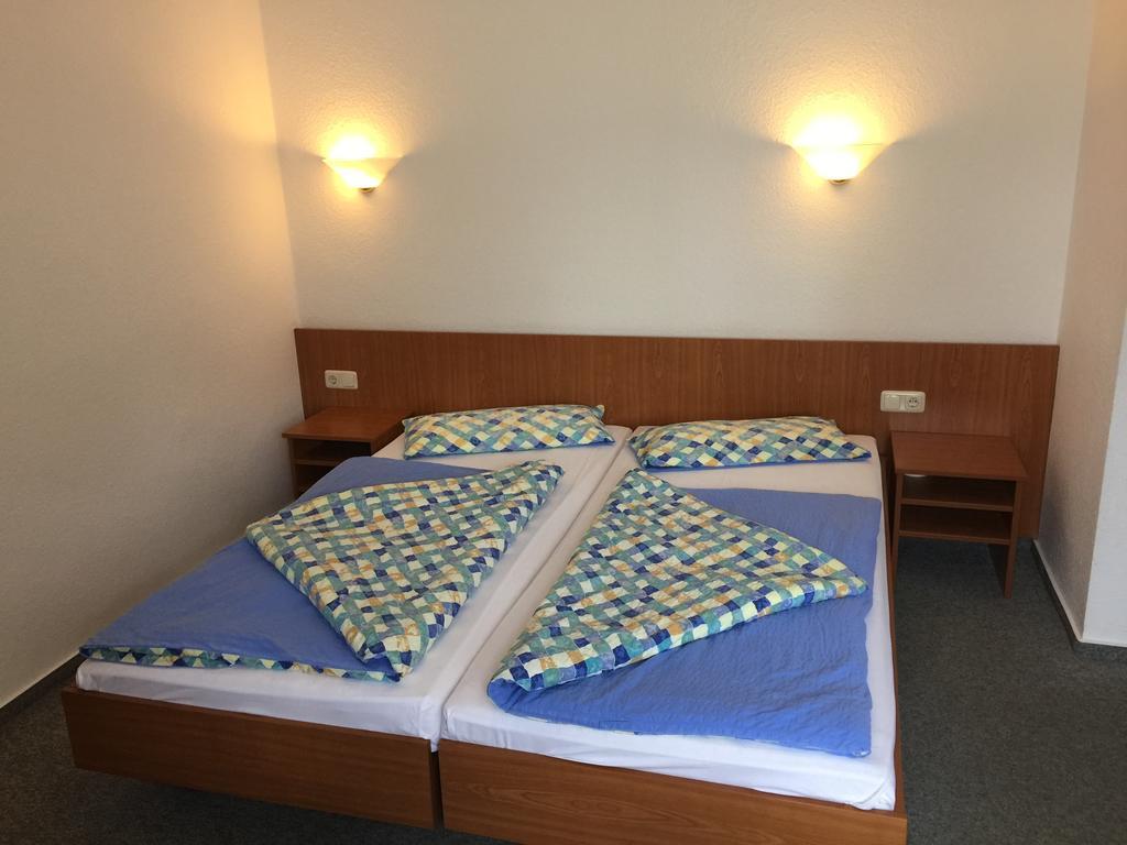 Hotel Schnarr Celle Exteriör bild
