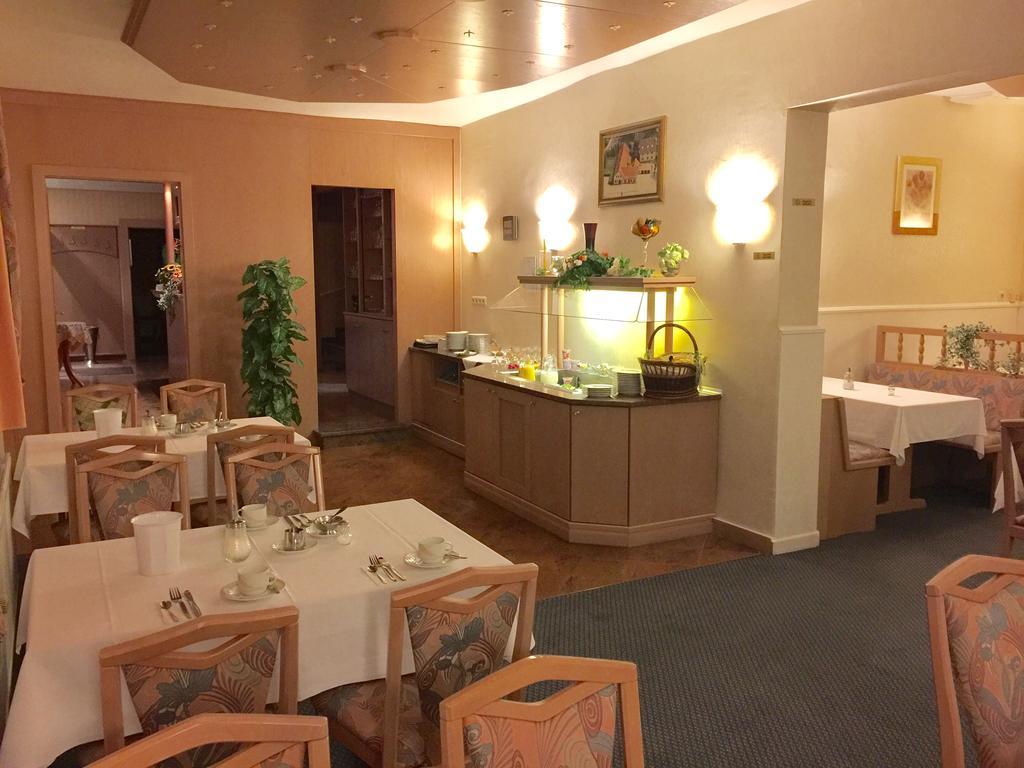 Hotel Schnarr Celle Exteriör bild